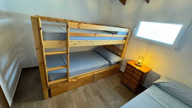 8f4d1f_b9defe70b0ba43e9aa8a615aae30396f~mv2