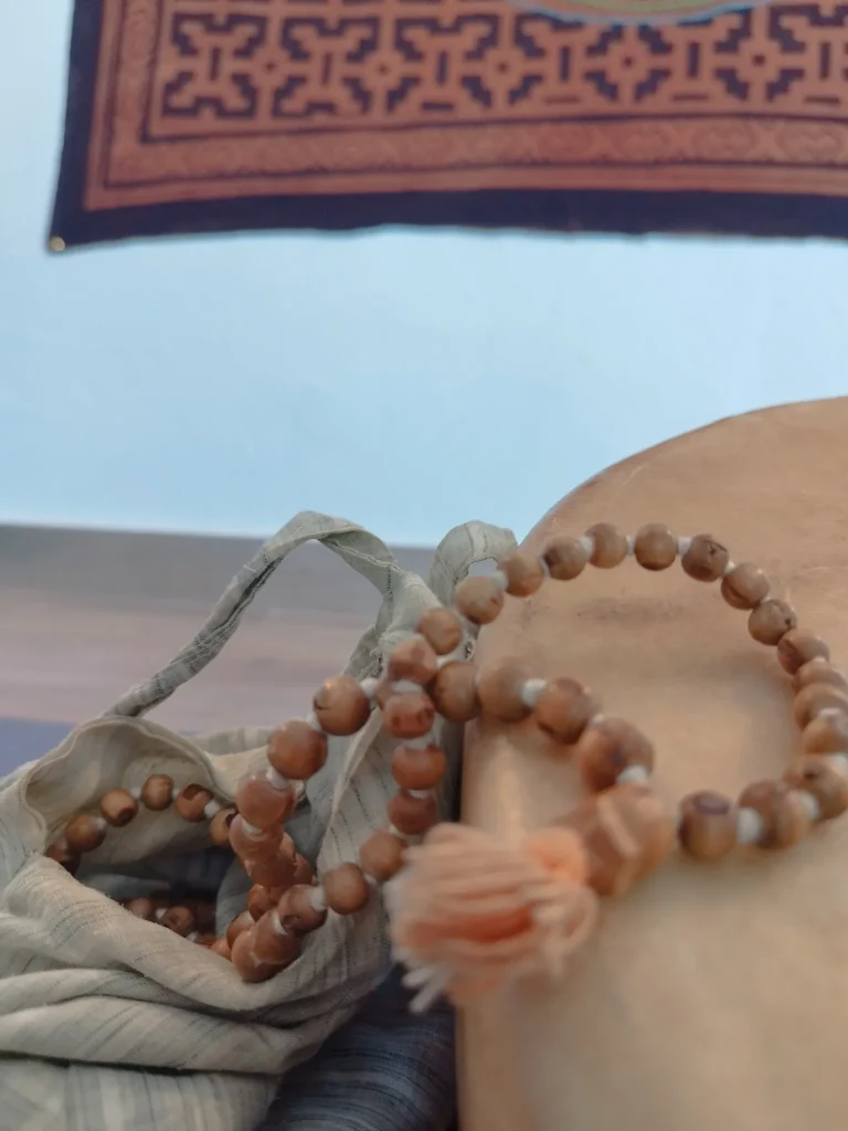 8f4d1f_d7f02e7d9b8d42bca4cf4401bcfafe5b~mv2